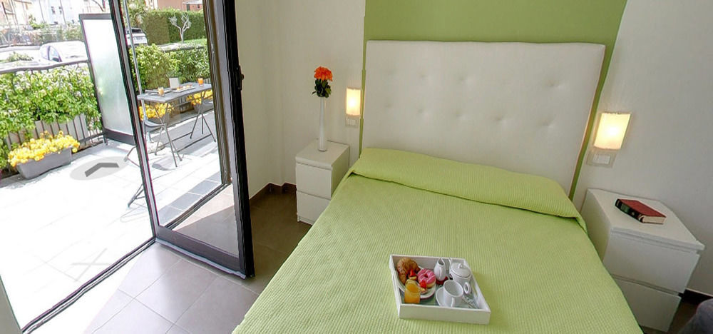 Riviera Palace Residence โลอาโน ภายนอก รูปภาพ