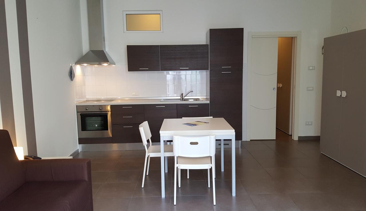 Riviera Palace Residence โลอาโน ภายนอก รูปภาพ